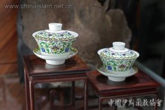 精美伊斯兰风格陶瓷工艺品